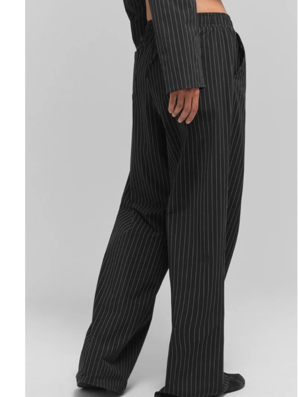 Alo Yoga Pinstripe Daylight Boxer Pant (Long) - Picture 3 of 4